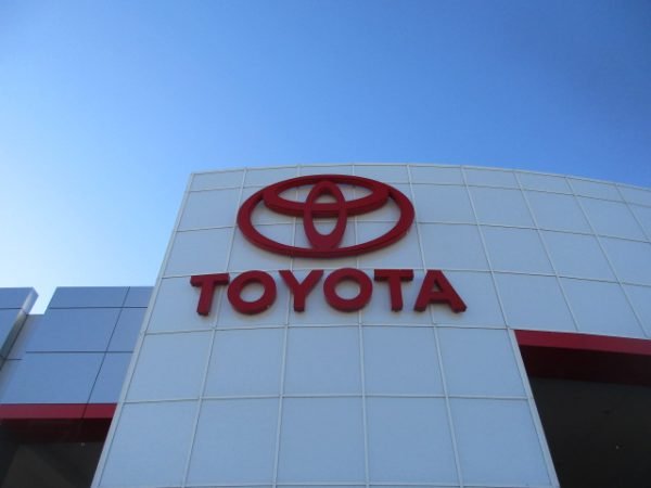 Montadora da Toyota admite ter fraudado testes de segurança nos últimos 30 anos