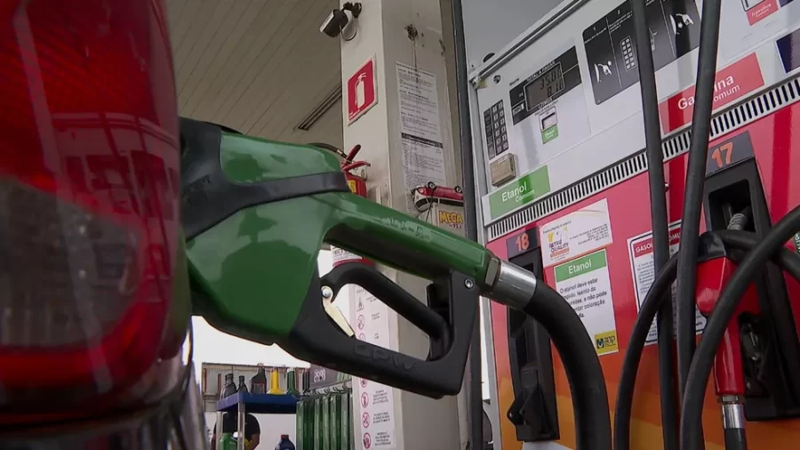 preço da gasolina vai subir após as eleições