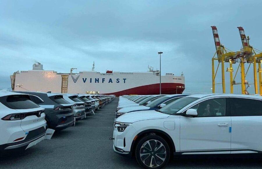 VinFast embarca no Vietnã primeira remessa 