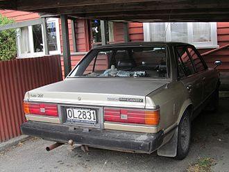 Toyota Camry sai de linha