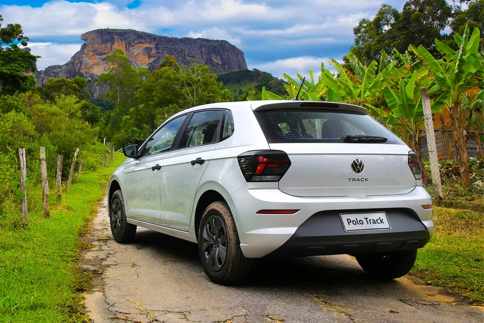 Fiat lidera venda de veículos comerciais. Volkswagen lidera entre carros e SUVs